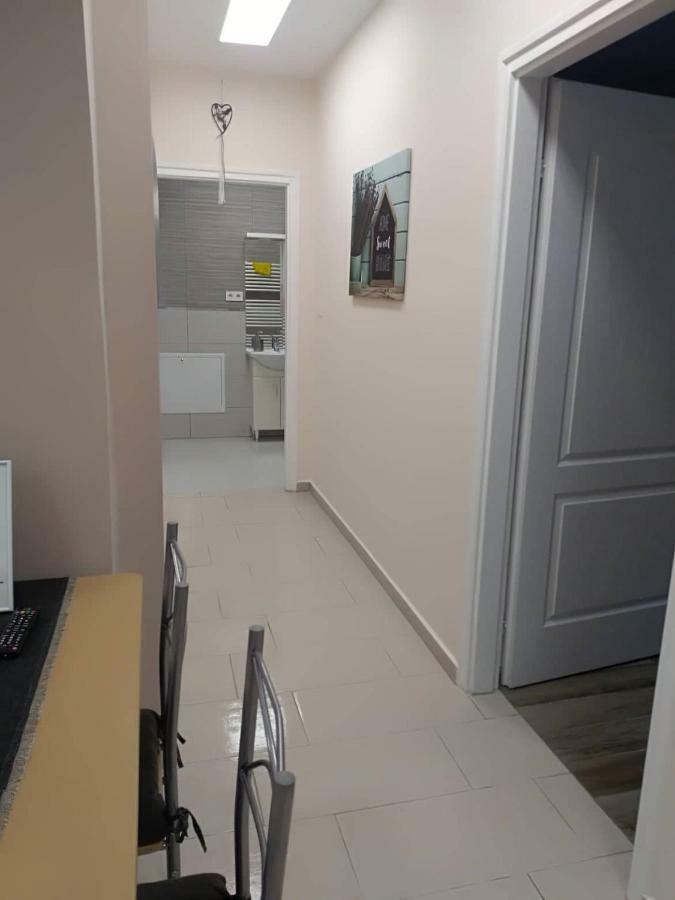 Hotel Alma Vendégház à Veszprém Extérieur photo